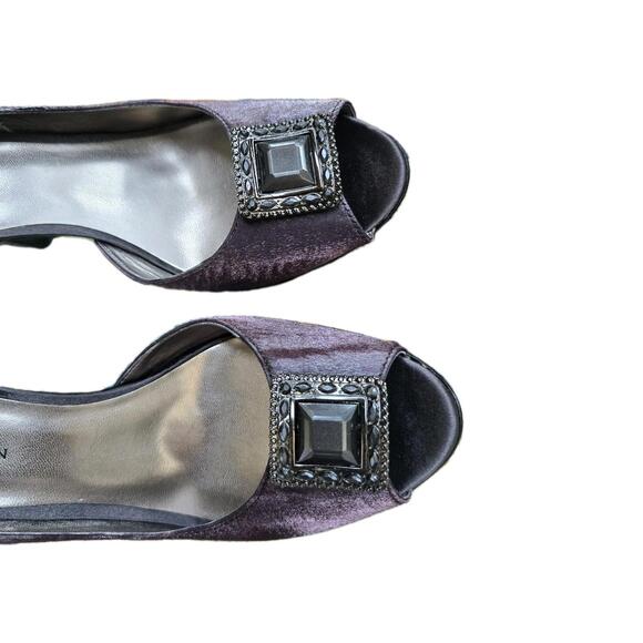 ANNE KLEIN FABRIC SATIN UPPERS Size 8.5 Plum OPEN TOE D'ORSAY STYLE SHOES - Picture 5 of 15